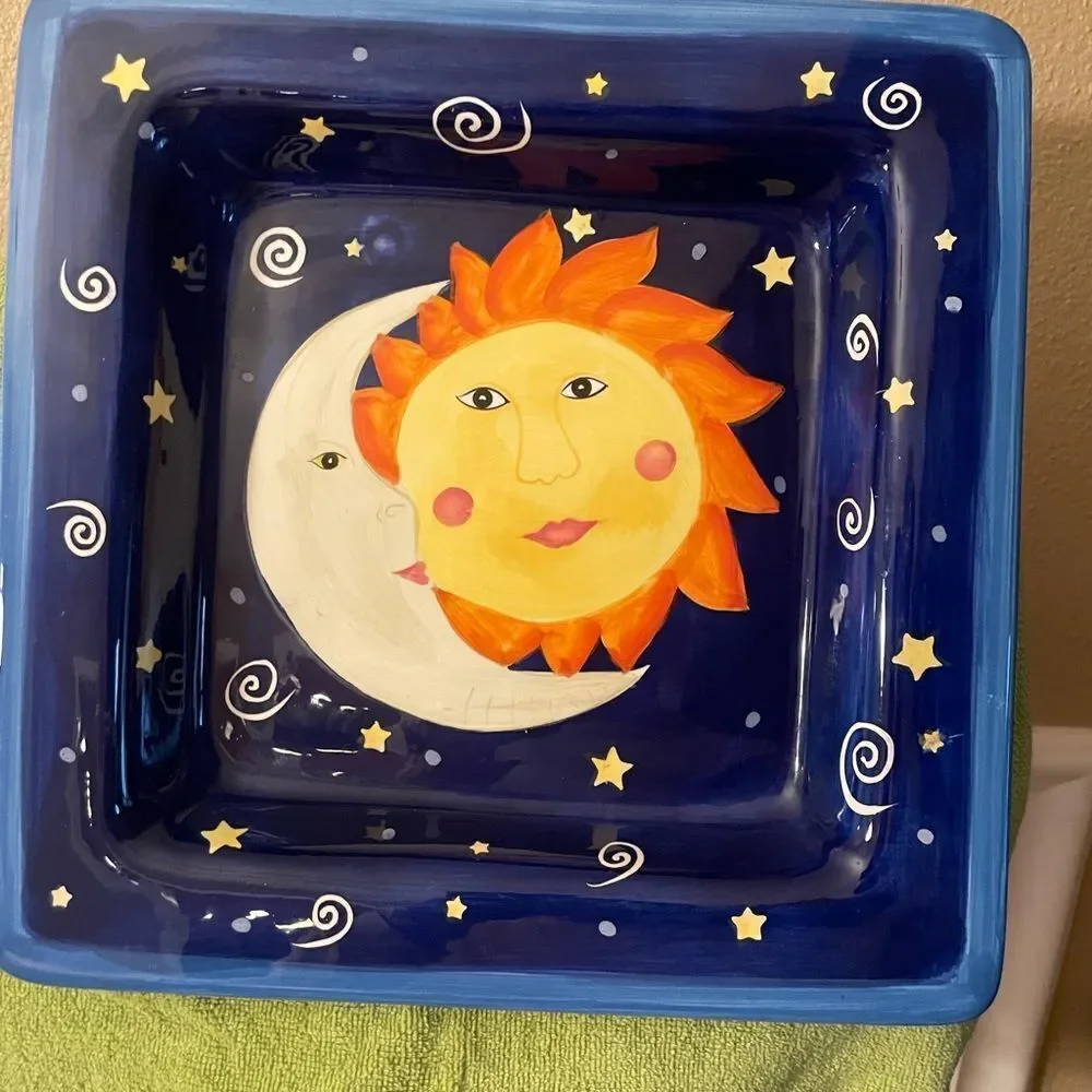 Hausenware Inc Celestial Moon and Sun 2002 Dish Plate
